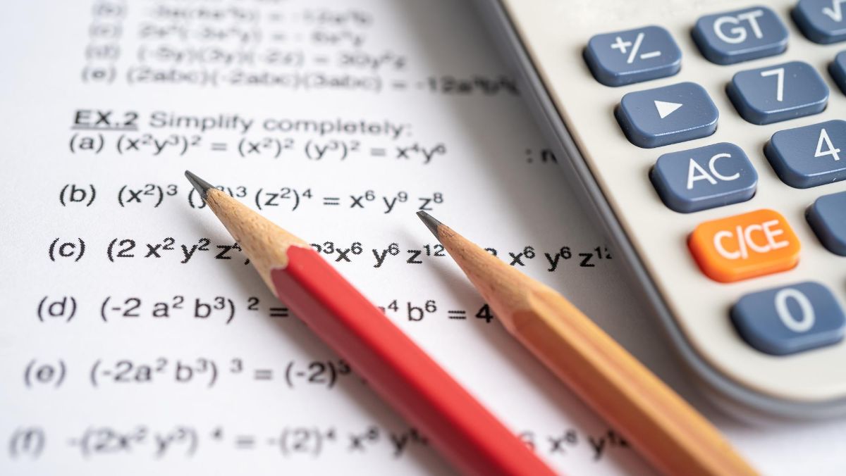 LOG-ADDITION-CALCULATOR